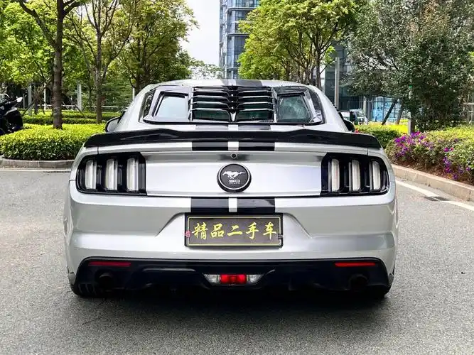 拿下15年5月上牌,福特野马(中规)15款50周年纪念版,6万公里,车况精品