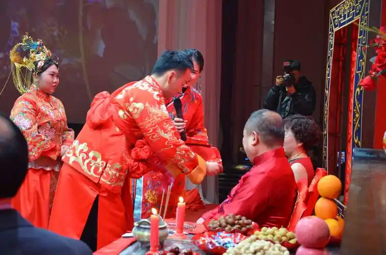 郝悦童 刘宇回门典礼