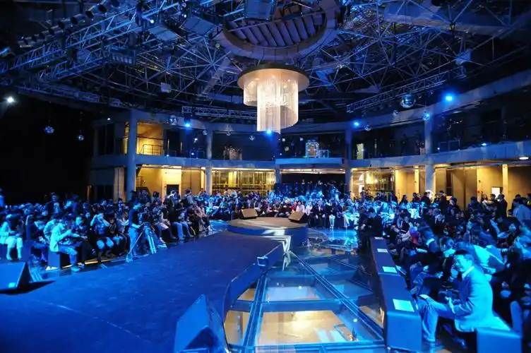 你需要知道的企业年会场地布置的五大要点