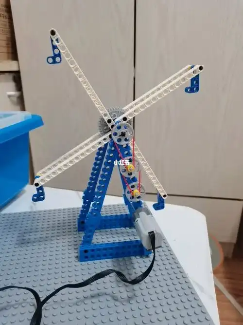 9686小颗粒之游乐场的摩天轮