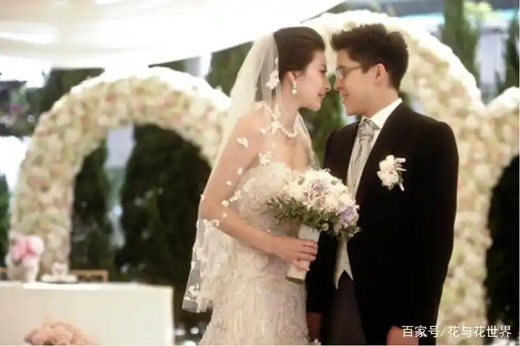 徐子淇改八字是不是真的,汤珈铖八字看另一半