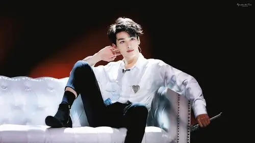 何洛洛 - 堆糖,美图壁纸兴趣社区