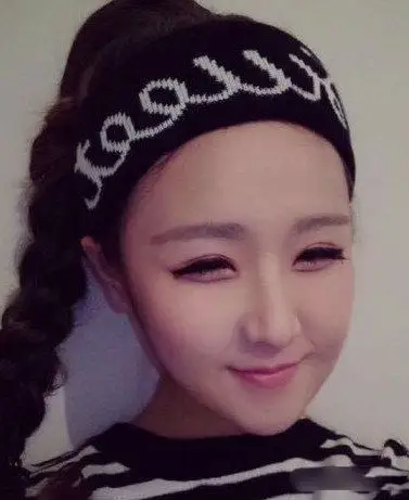 揭秘李幼恩变形计家庭背景不一样的青春少女