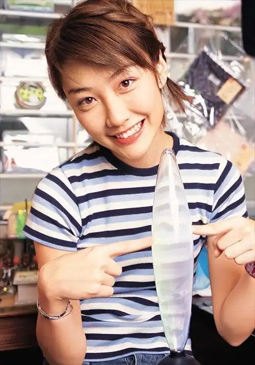 陈冠希拍照事件14年后,被豪门退婚的陈文媛怎么样了?插图1