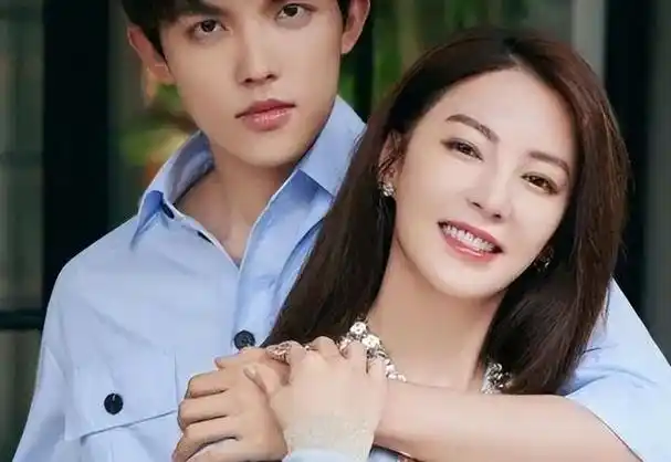 36岁张雨绮再曝新恋情!与男友频约会疑同居,网友热议