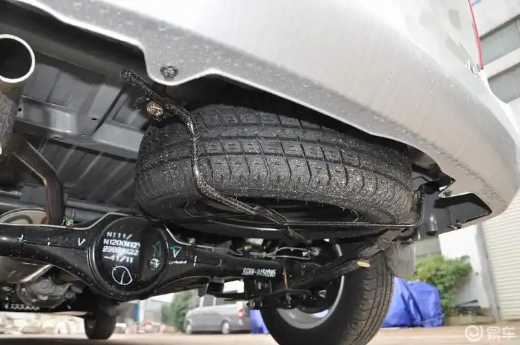 【五菱之光2015款s 1.