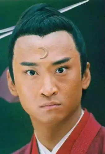 案,晚上去阴曹判阎罗案,那个"月牙"成了他往来人间和阴曹的"通行证"