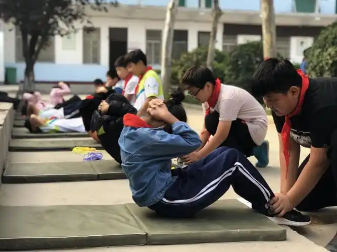 惠济区岗李小学全体学生体能检测活动!