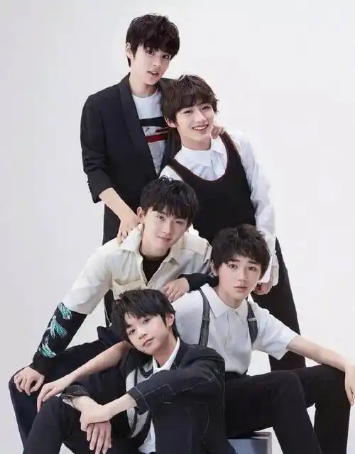 刘耀文_衣服_时代