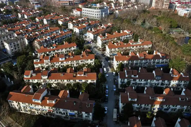 2005年,曹杨新村中最早建成的曹杨一村被列为上海市第四批优秀历史