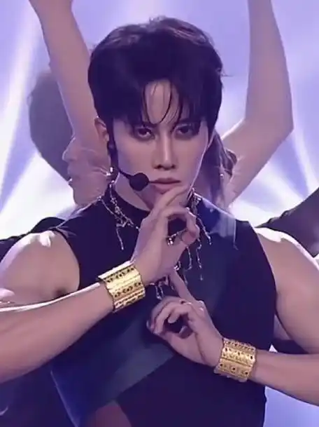 mike泰创导师高能舞台##创造营亚洲#流泪了,我的泰国偶像剧老公哥给