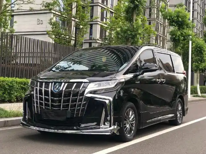 丰田埃尔法尊贵版