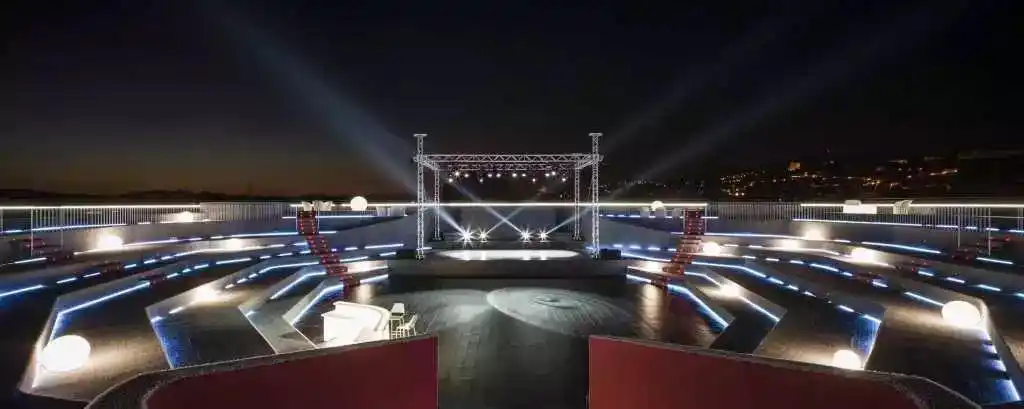 文艺范儿的创意露天剧场为景区注入生机活力