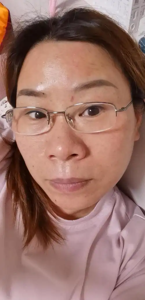 素颜与美颜对比照010101#不想说话只想沉默 #70后老阿姨