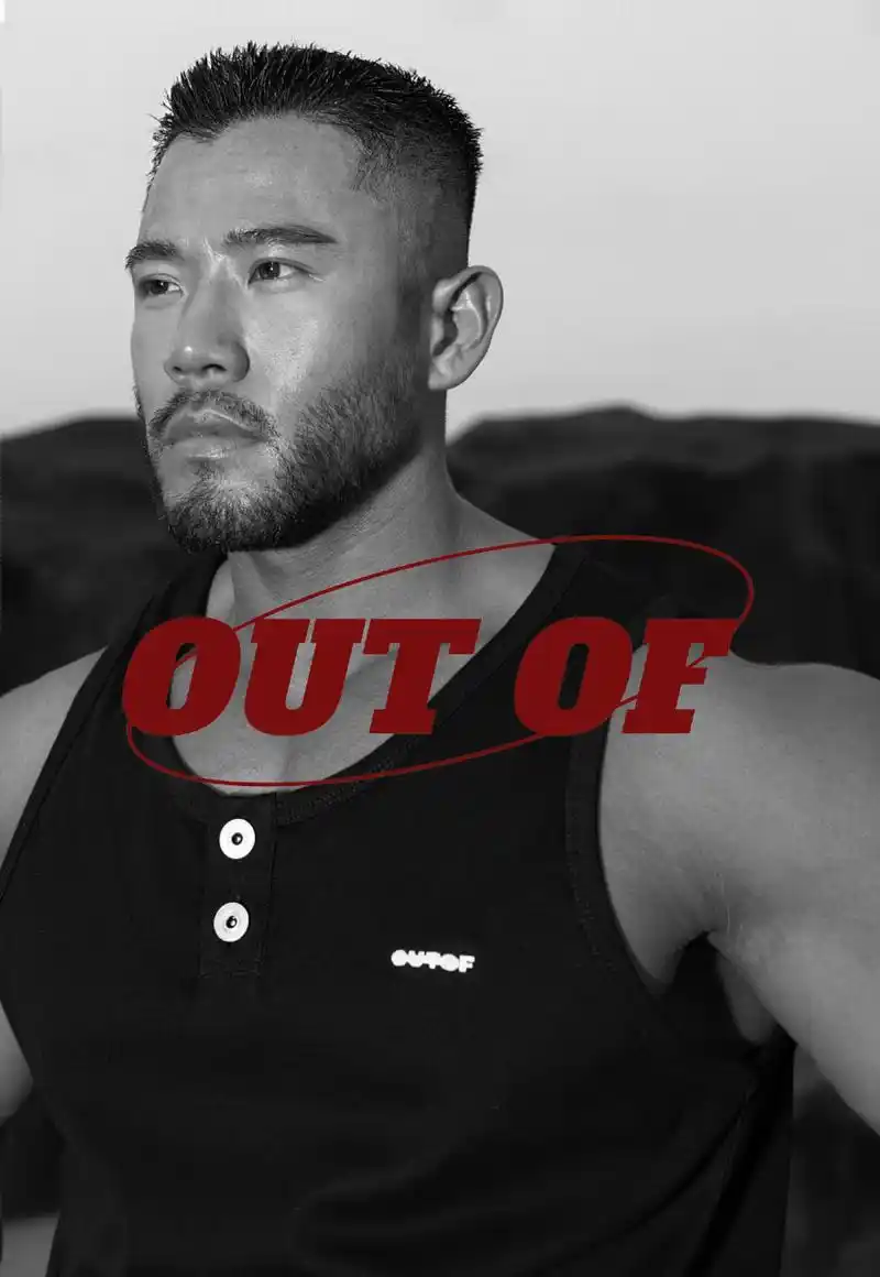 男人味十足的肌肉爷们,阳刚威猛,一看就是猛男.