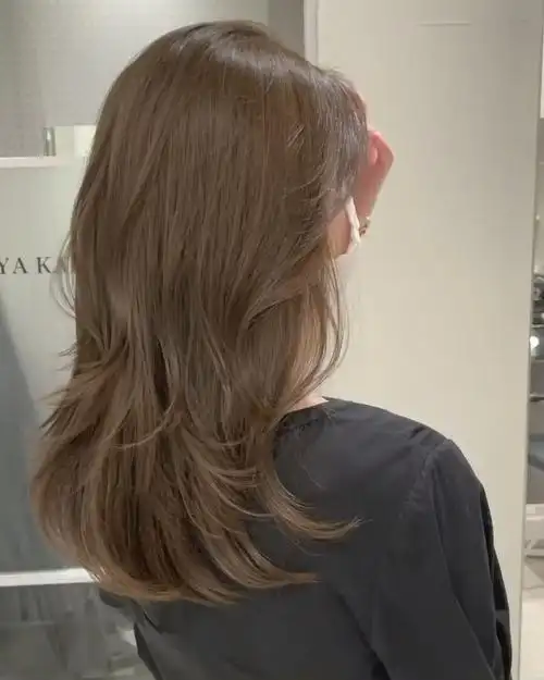 锁骨中发纹理烫发