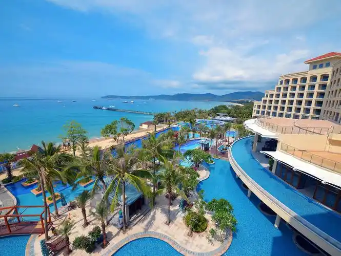 三亚亚龙湾假日度假酒店