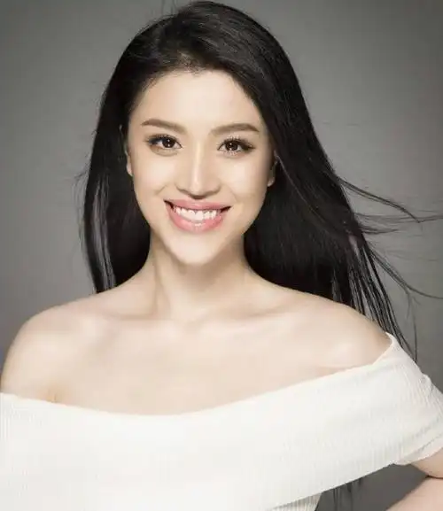 葛天:嫁偶像刘翔,结婚不满1年就提出离婚,如今过的怎样