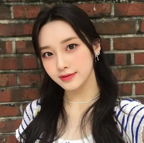 金娜英可二改简介