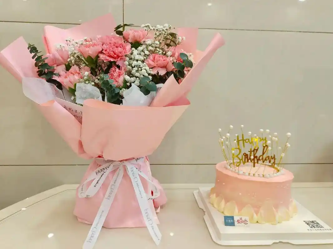 生日快乐 #幸福来的太突然 记得第一收到鲜花还是和孩子爸谈恋爱的