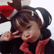 微信里的那个表情包女孩,长大后滤镜碎了一地…_凯莉亚·_小姑娘_网友