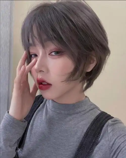 喜欢短发的女生一定不要错过这款发型可爱又迷人显气质好打理