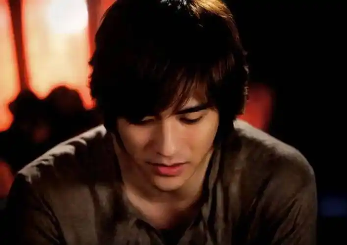 周渝民——当年的花美男,今天的成熟型男_花泽类_男生_偶像