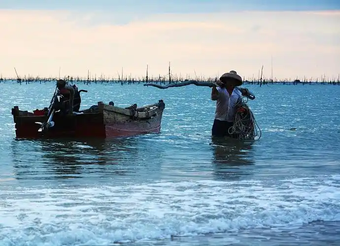 霞光舟影里的乌石——乌石港蹭摄记_美在港城_湛江都市网