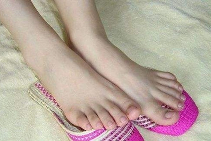 分析希腊脚的女人是不是富贵命