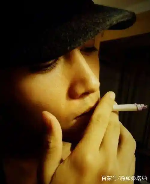 娱乐圈抽烟的明星王宝强尽显沧桑陈晓帅气最后一位风华绝代