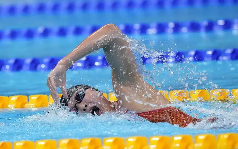 女子1500米自由泳决赛王简嘉禾获第四名