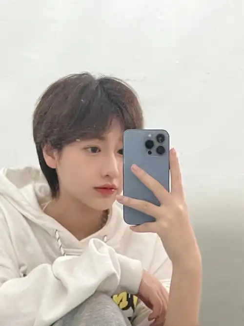 最大的感觉就是洗头特轻松#女生短发发型  #女生帅起来