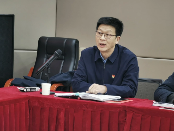 【学习贯彻十九届五中全会精神 奋力推进新区高质量发