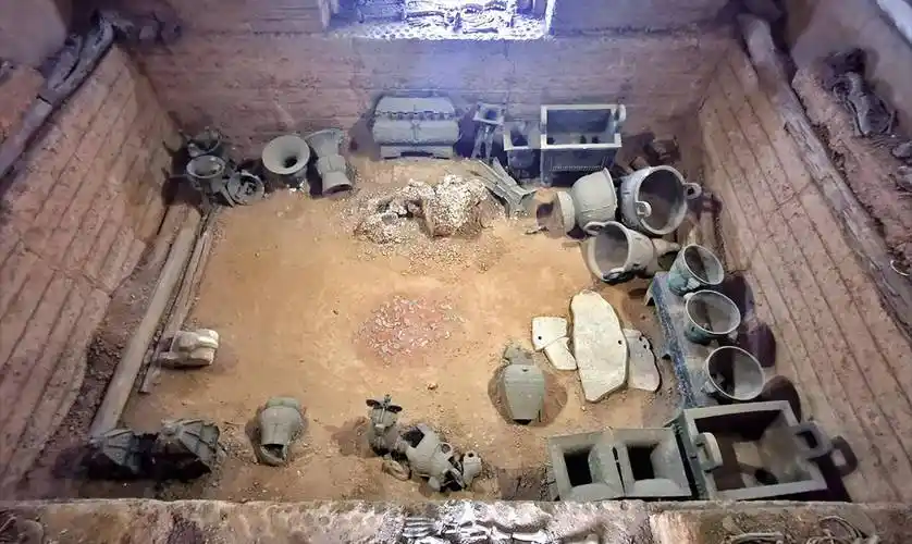 颠覆传统认知:从城市化进程揭开夏商周时期共主更迭的奥秘_二里头