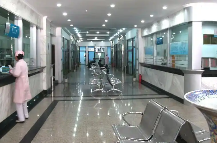 医生与医院是不是劳动关系?