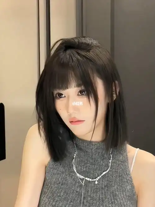 用打理的锁骨发型图片女士锁骨发层次感锁骨发型图片不用烫的锁骨发