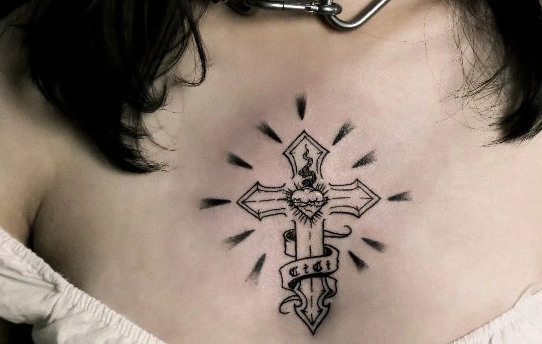 最新十字架纹身图案大全5
