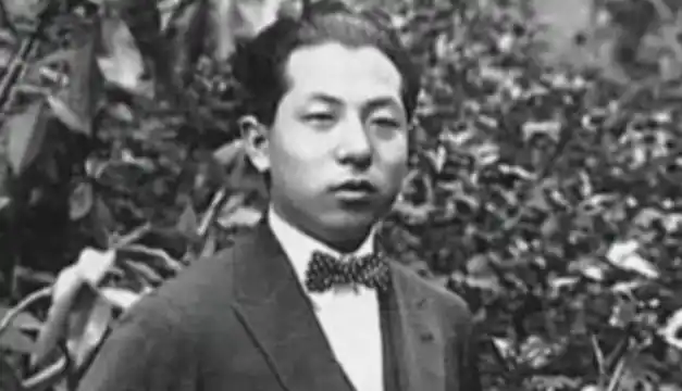 蒋介石临终前,道出了囚禁张学良54年的原因,宋美龄听后潸然泪下