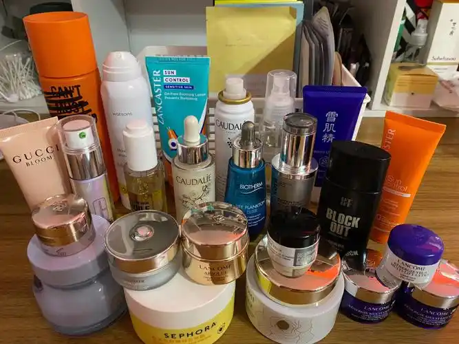 护肤品集合开会