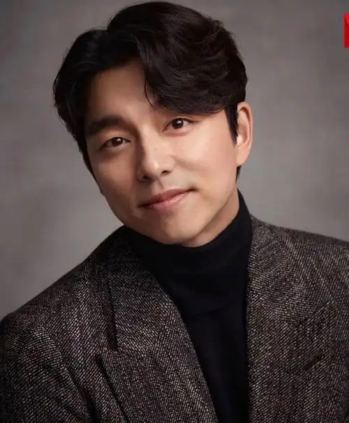 44岁孔刘晒健身照,粗壮手臂超吸睛,壮硕身材获粉丝点赞近百万-腾讯新