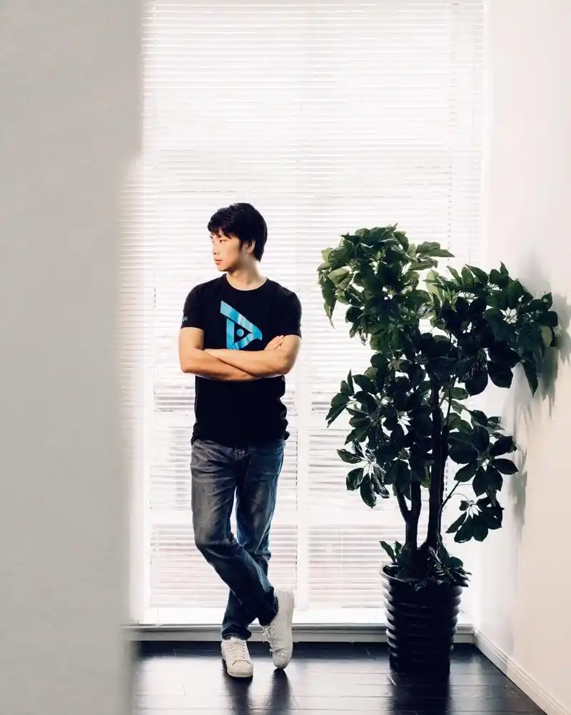 暴雪,再见99发一组拍sky李晓峰的片.在pyq发完以后 一 - 抖音