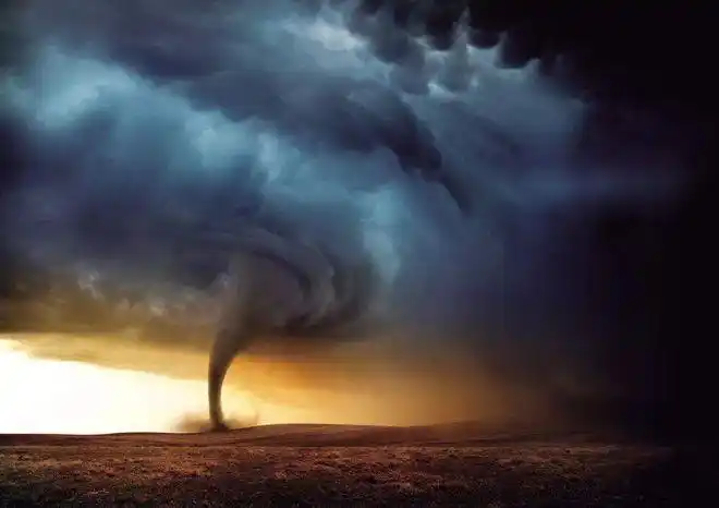 美国最危险的旅程,玩一次要花300美元,带你近距离看龙卷风_网易订阅