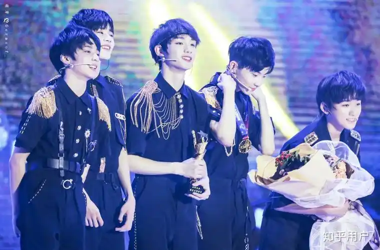 如何评价tyt台风少年团的出道首唱会