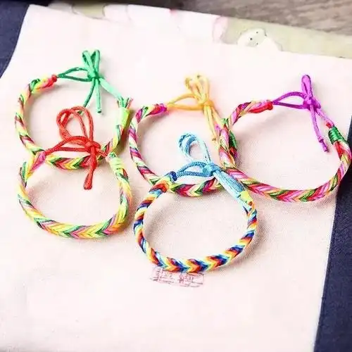 编彩绳