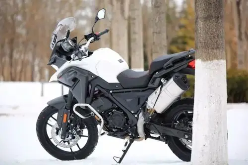 热度极高的国产拉力车冰天雪地实拍解析无极650ds