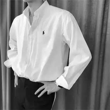 黑白伤感帅气的精致男生头像