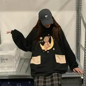 黑色大卫衣怎么搭配女