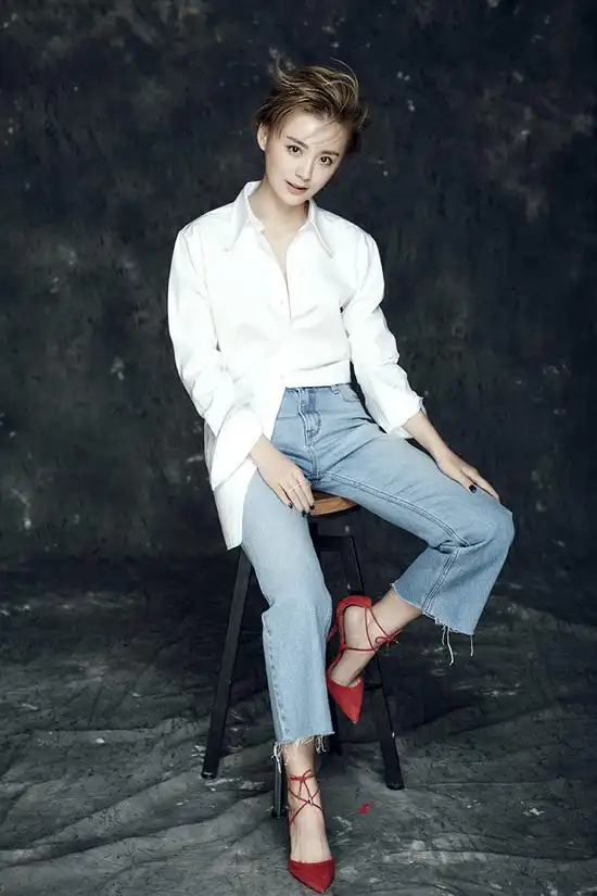 毛林林短发男装造型酷帅