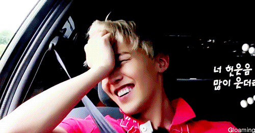 权志龙 就这样一直笑下去