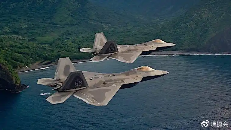 f22猛禽展示空军第五代隐形战斗机无与伦比的机动性